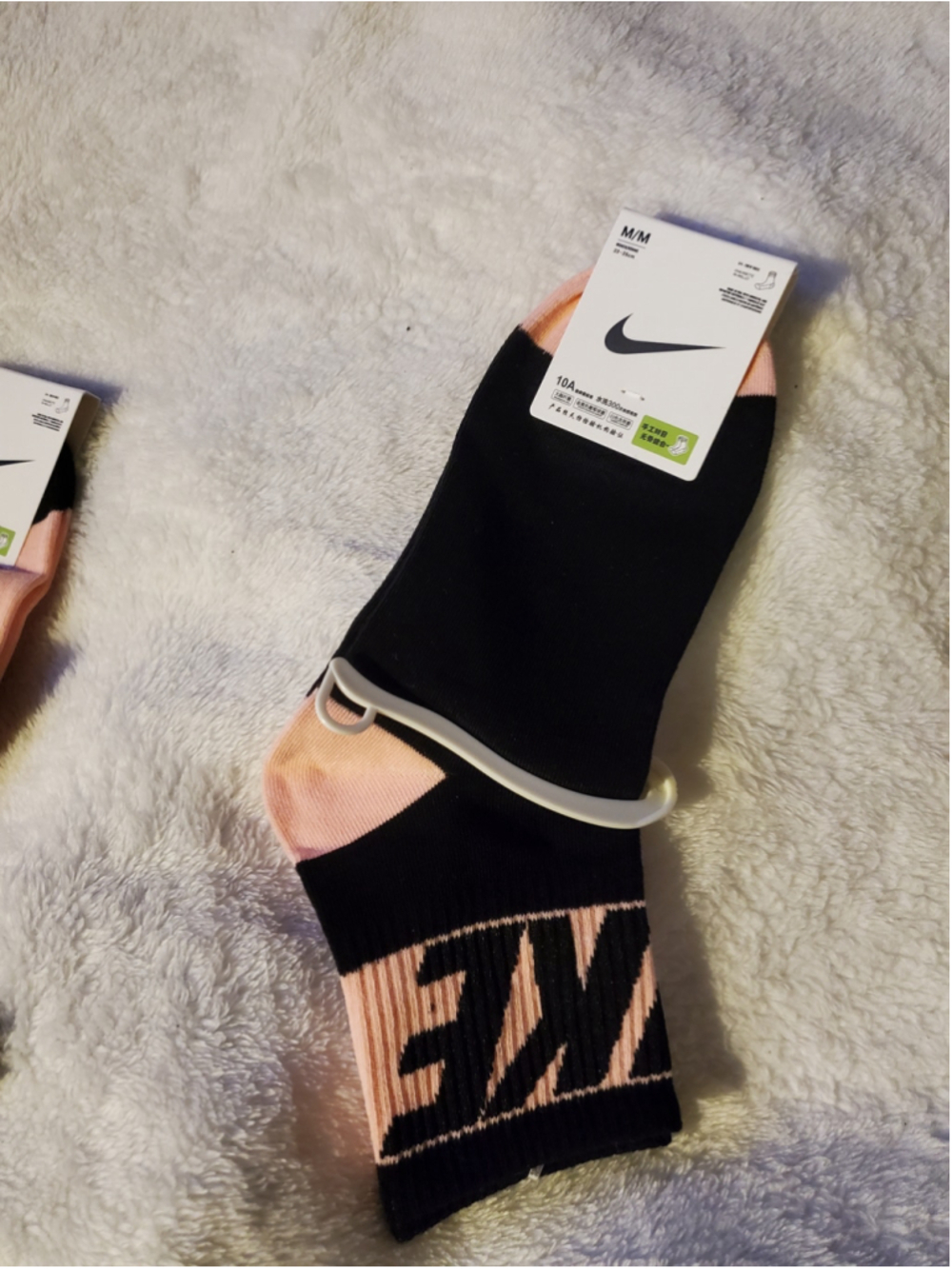 Pretty n Pink and Black too! Nike Crew Socks Women size 7-10 - Picture 7 of 7
